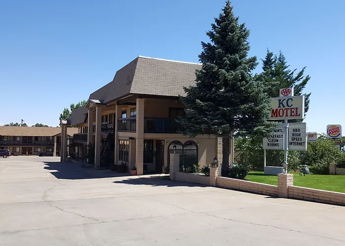The Kc Show Motel Show Low
